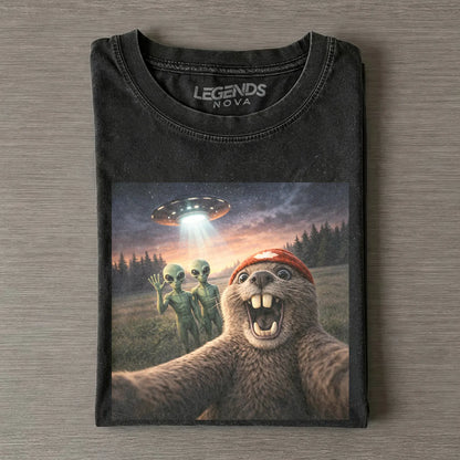 Beaver Selfie Encounter - Alien Abduction Edition T-shirt