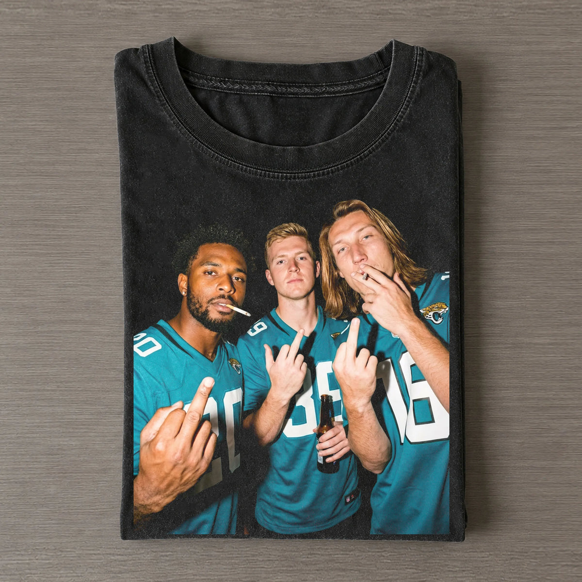 CL39 & AA20 & TL16 Jaguars Football T-shirt